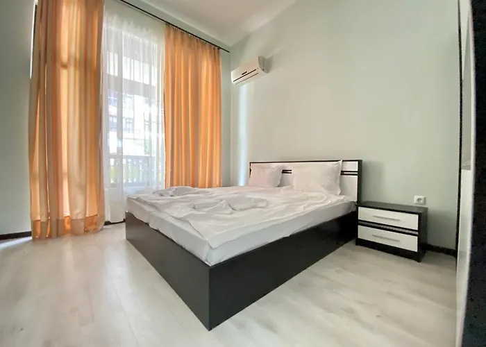 Paradise Complex * פרימורסקו