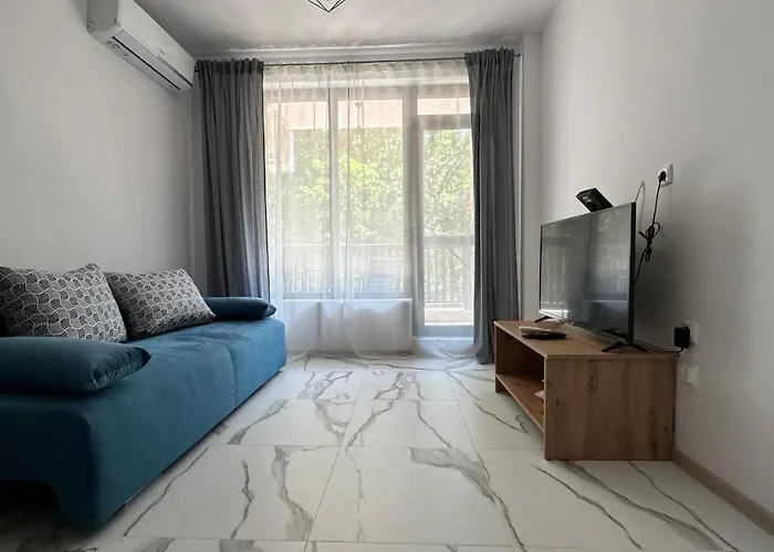 Paradise Complex * פרימורסקו