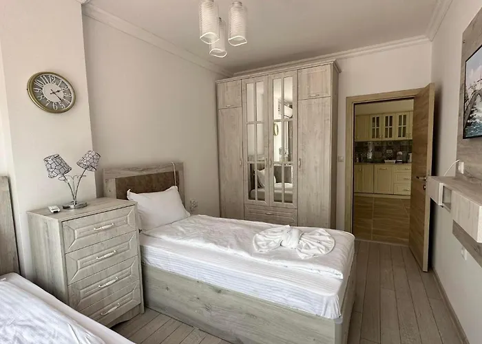 Paradise Complex * פרימורסקו