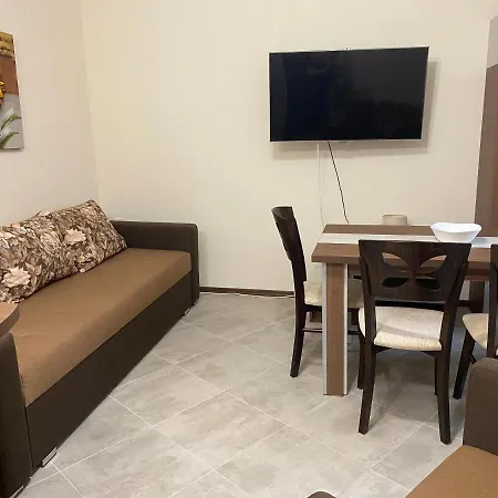 Apartment Green Paradise Complex