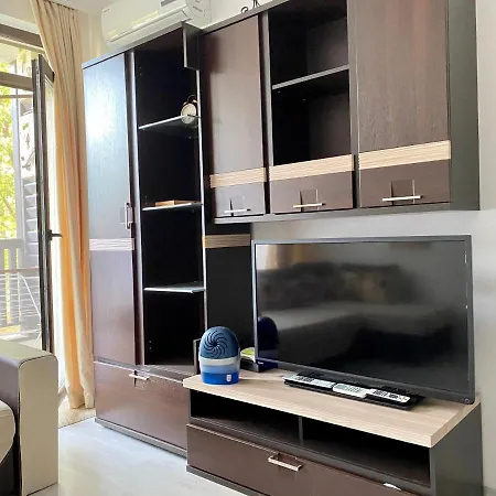 Paradise Complex פרימורסקו