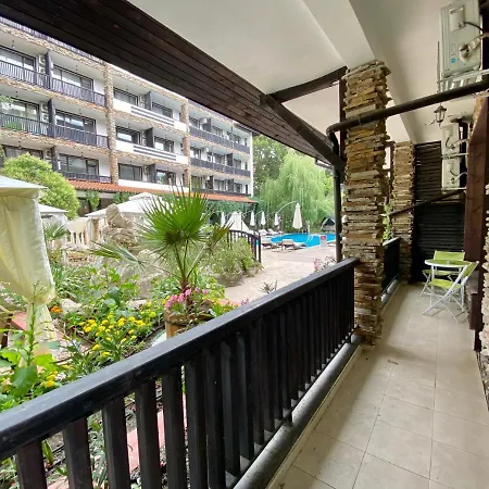 Apartment Green Paradise Complex