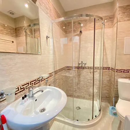 Paradise Complex Apartment