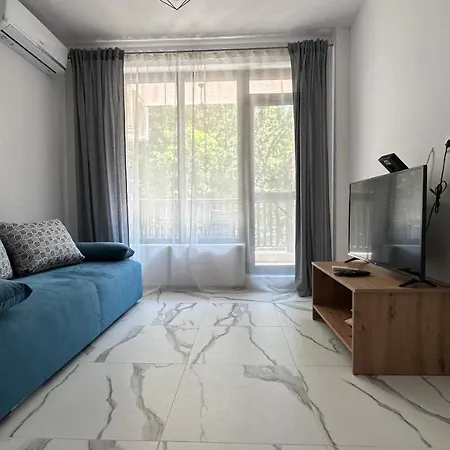 Paradise Complex * פרימורסקו