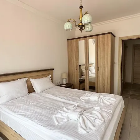 Apartment Paradise Complex Primorsko