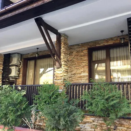 Green Paradise Complex Apartment